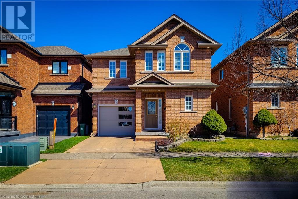 Property at 42 PEACHWOOD Crescent image 1