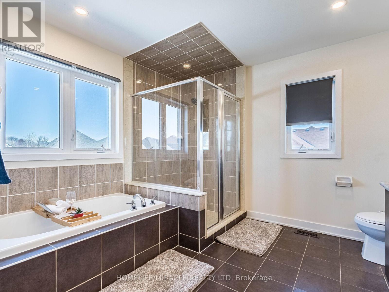 10 Buckles Court, Clarington, Ontario  L1B 0L1 - Photo 37 - E12095132
