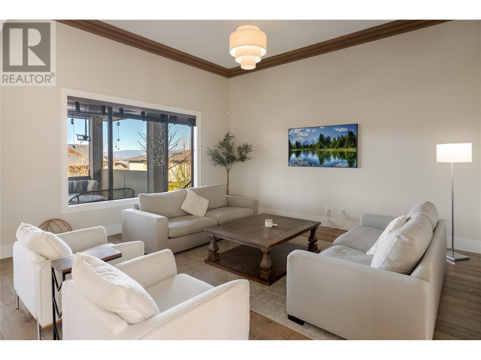 460 Rockview Lane, Kelowna, British Columbia  V1W 5K2 - Photo 5 - 10343637
