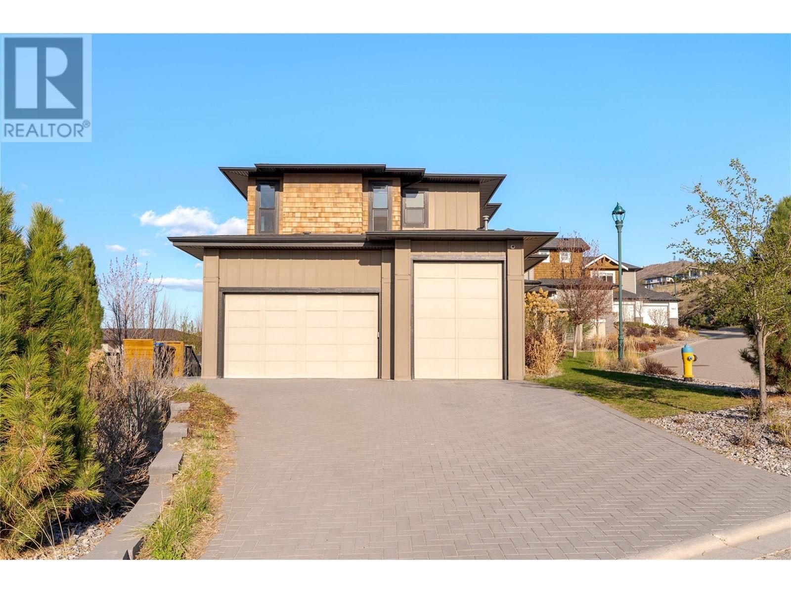 460 Rockview Lane, Kelowna, British Columbia  V1W 5K2 - Photo 2 - 10343637
