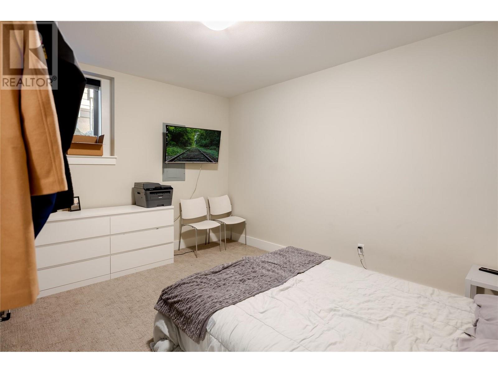 460 Rockview Lane, Kelowna, British Columbia  V1W 5K2 - Photo 34 - 10343637