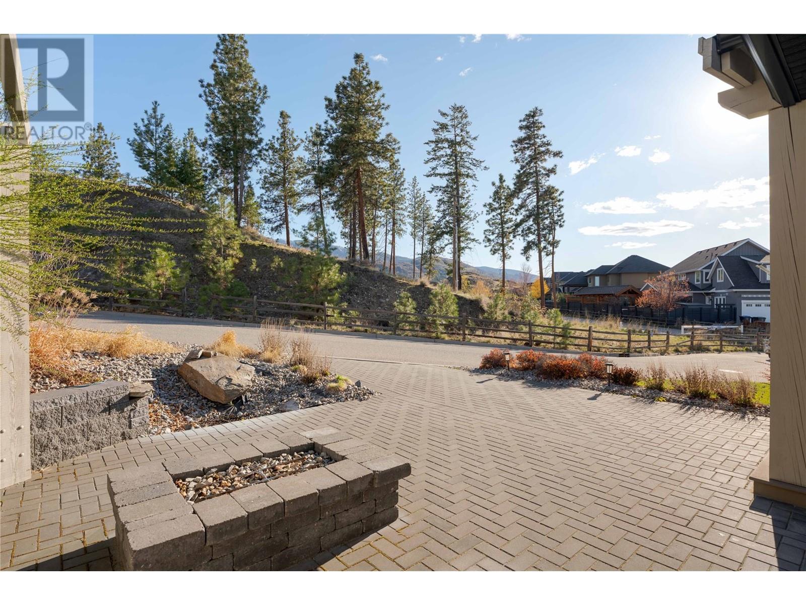 460 Rockview Lane, Kelowna, British Columbia  V1W 5K2 - Photo 41 - 10343637
