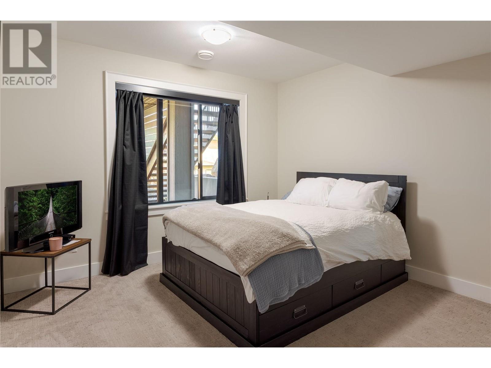 460 Rockview Lane, Kelowna, British Columbia  V1W 5K2 - Photo 27 - 10343637