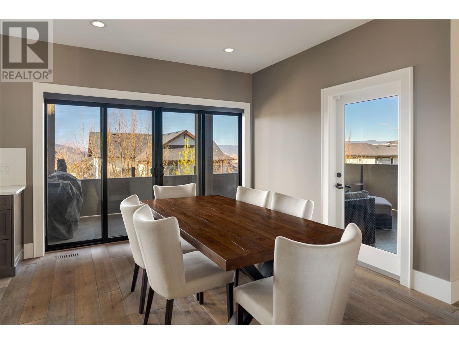 Property at 460 Rockview Lane image 3