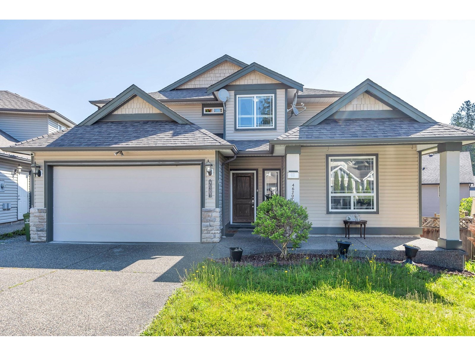 Property at 46207 KERMODE CRESCENT image 1