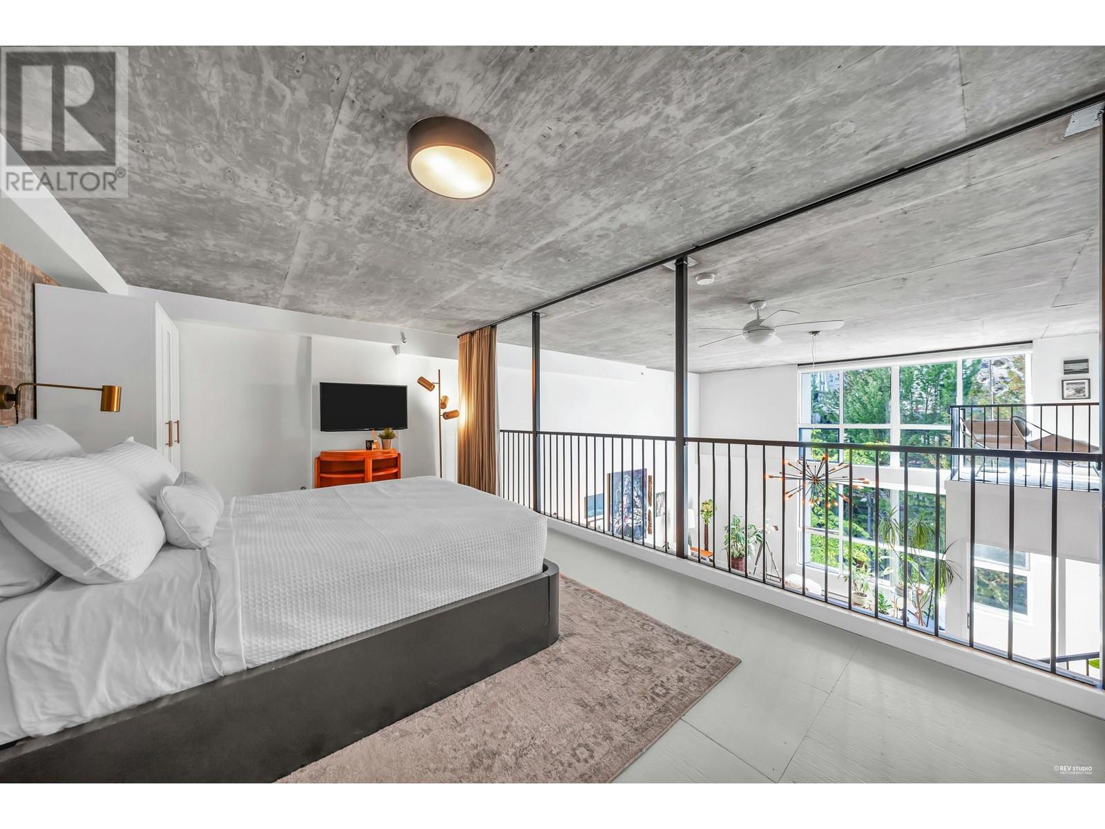 Listing Picture 14 of 29 : 301 1238 SEYMOUR STREET, Vancouver / 溫哥華 - 魯藝地產 Yvonne Lu Group - MLS Medallion Club Member