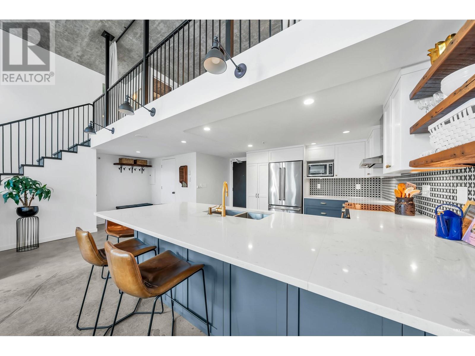 Listing Picture 5 of 29 : 301 1238 SEYMOUR STREET, Vancouver / 溫哥華 - 魯藝地產 Yvonne Lu Group - MLS Medallion Club Member