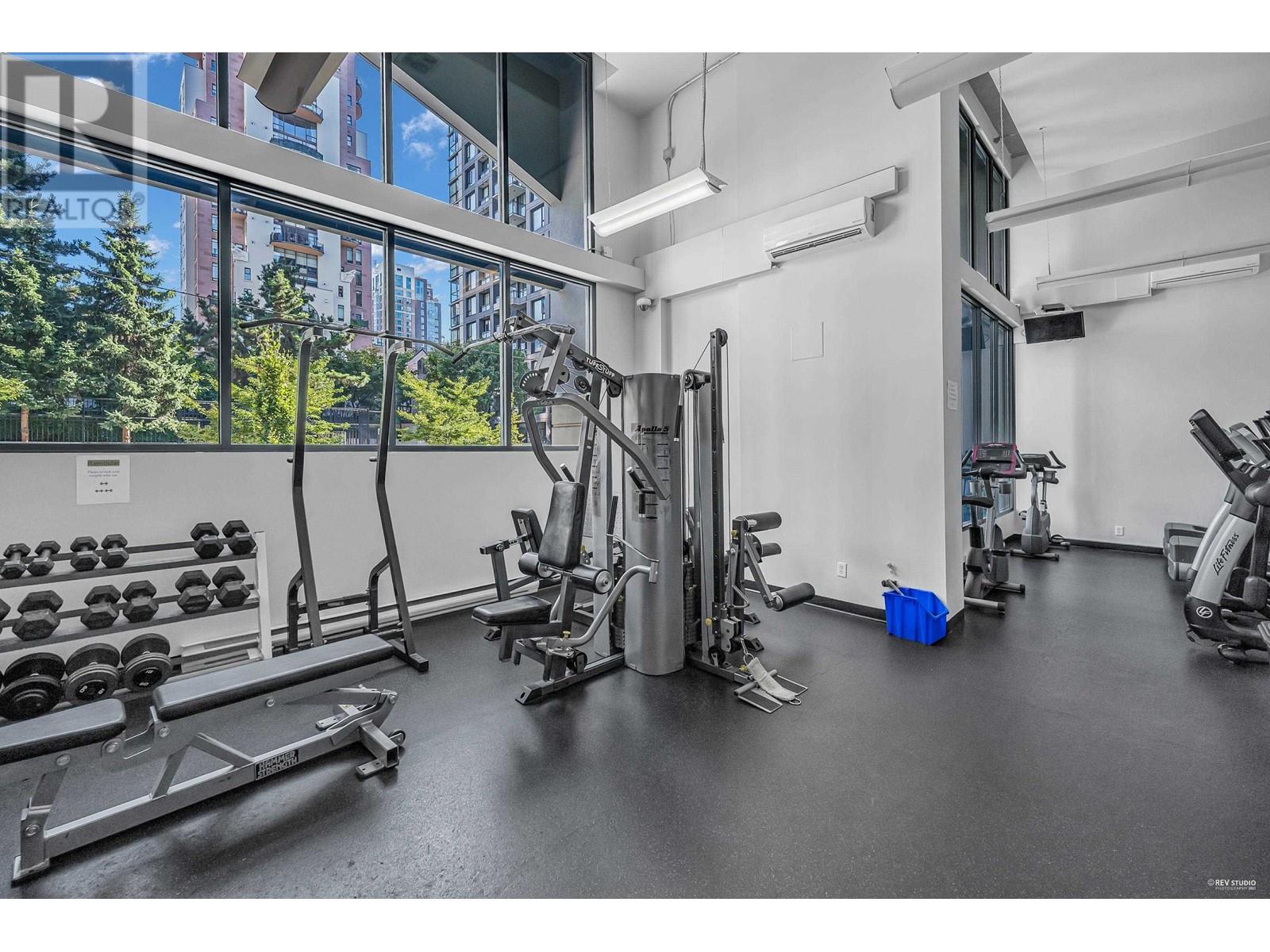 Listing Picture 26 of 29 : 301 1238 SEYMOUR STREET, Vancouver / 溫哥華 - 魯藝地產 Yvonne Lu Group - MLS Medallion Club Member