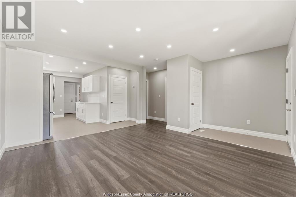 1439 Benjamin Unit# Main, Windsor, Ontario  N8X 4N2 - Photo 4 - 25008968