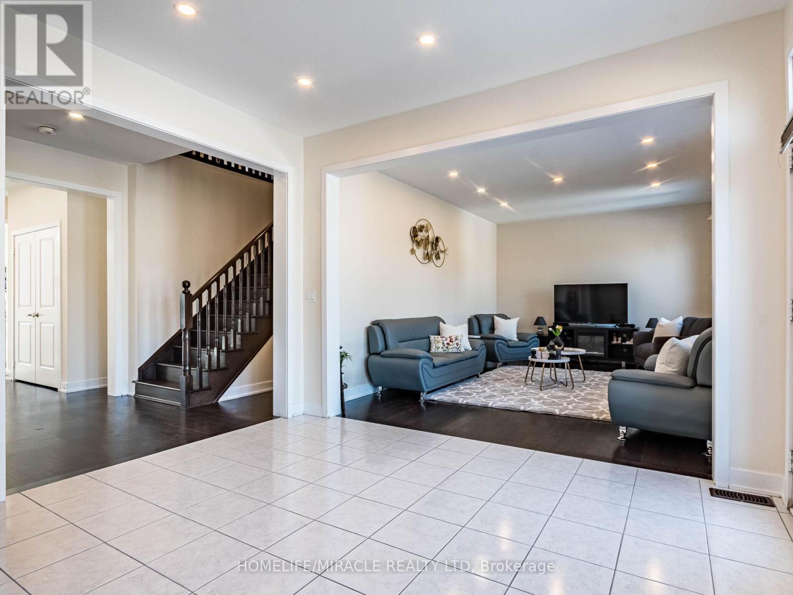 10 Buckles Court, Clarington, Ontario  L1B 0L1 - Photo 30 - E12095132