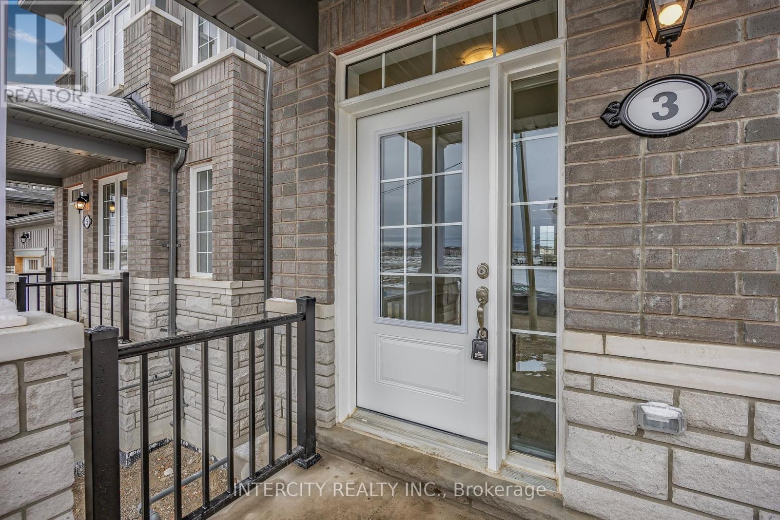 3 Avalon Drive, Wasaga Beach, Ontario  L9R 0M2 - Photo 6 - S12094403
