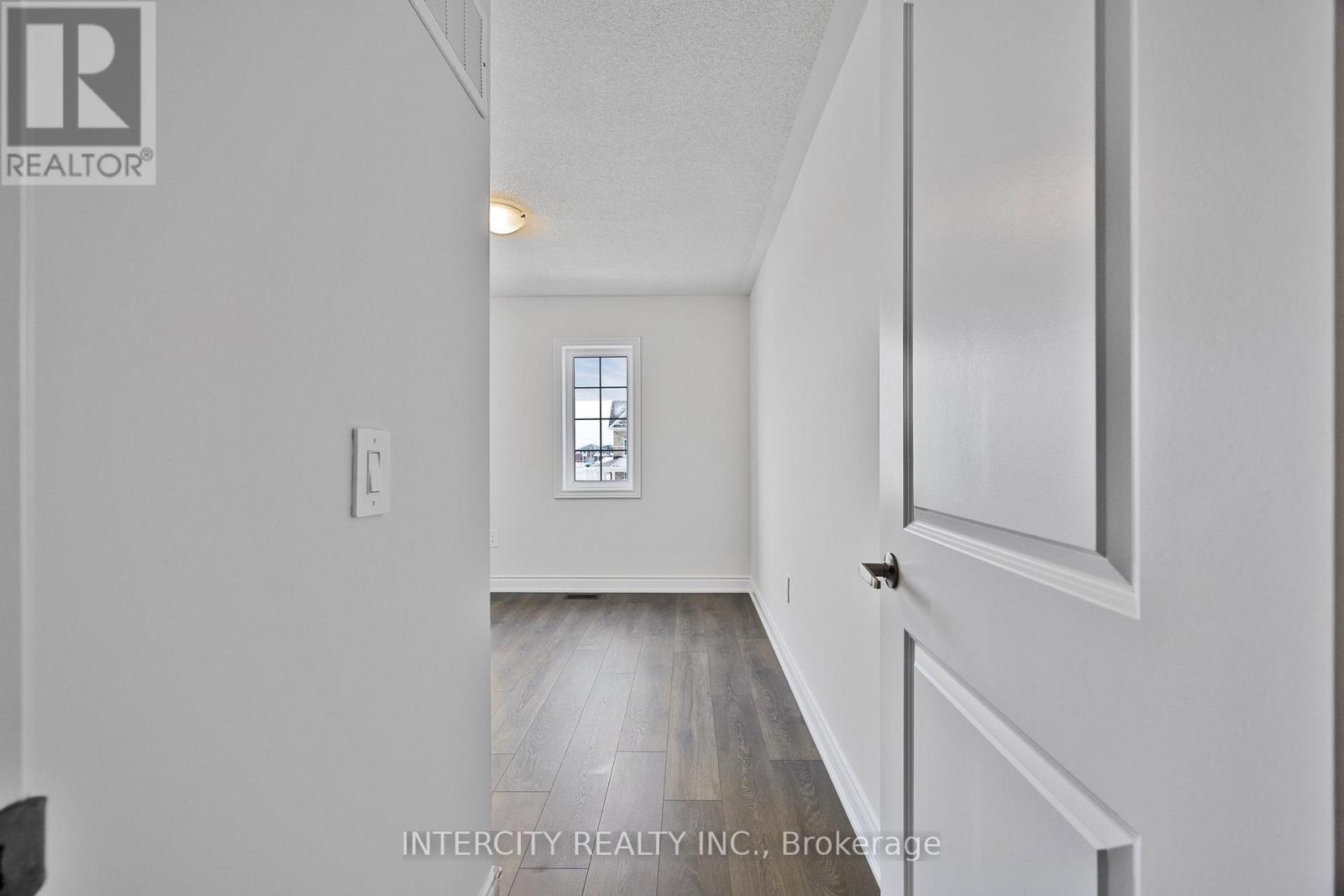 3 Avalon Drive, Wasaga Beach, Ontario  L9R 0M2 - Photo 31 - S12094403