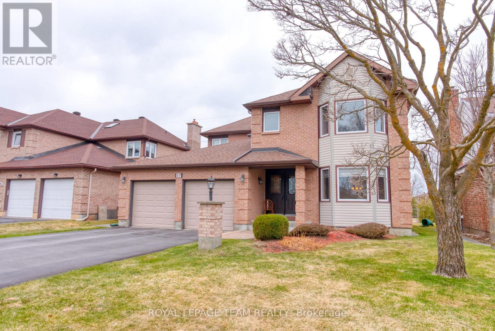 Property at 17 ARBUCKLE CRESCENT image 2