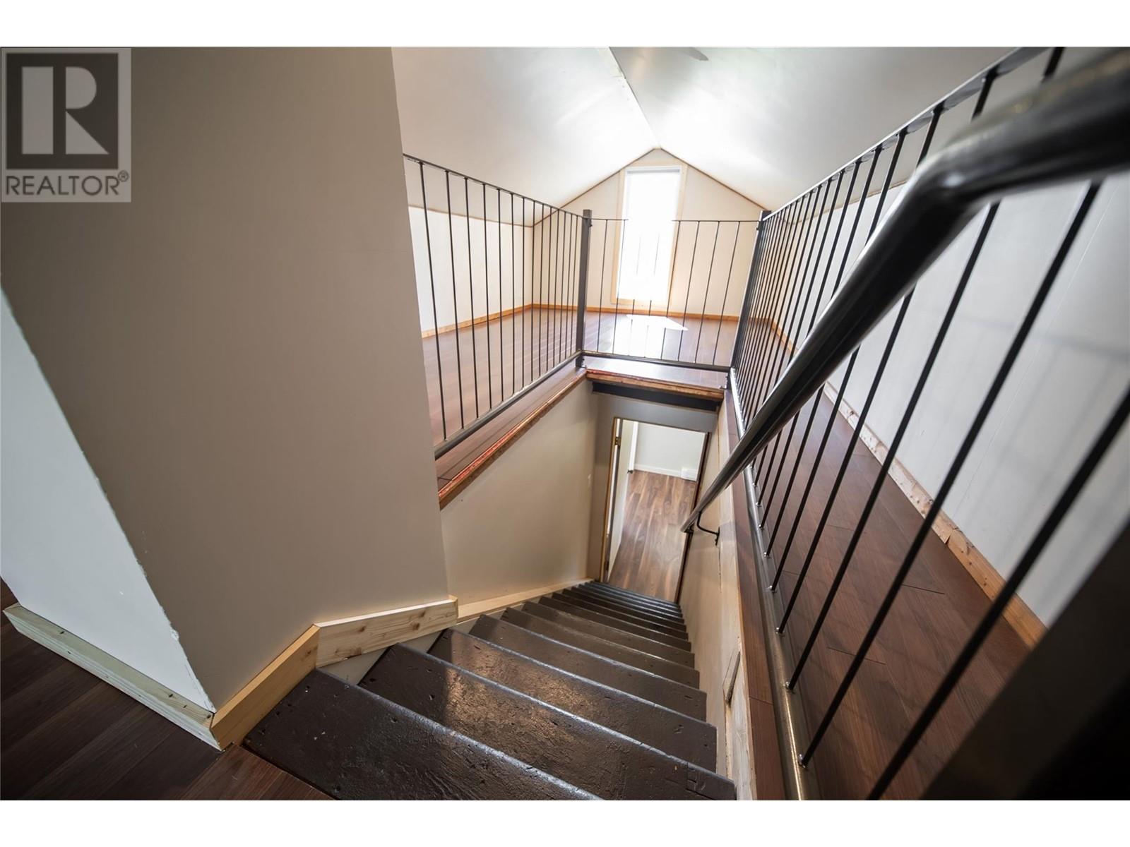 505 Chief David Road, Baynes Lake, British Columbia  V0B 1T4 - Photo 27 - 10344278