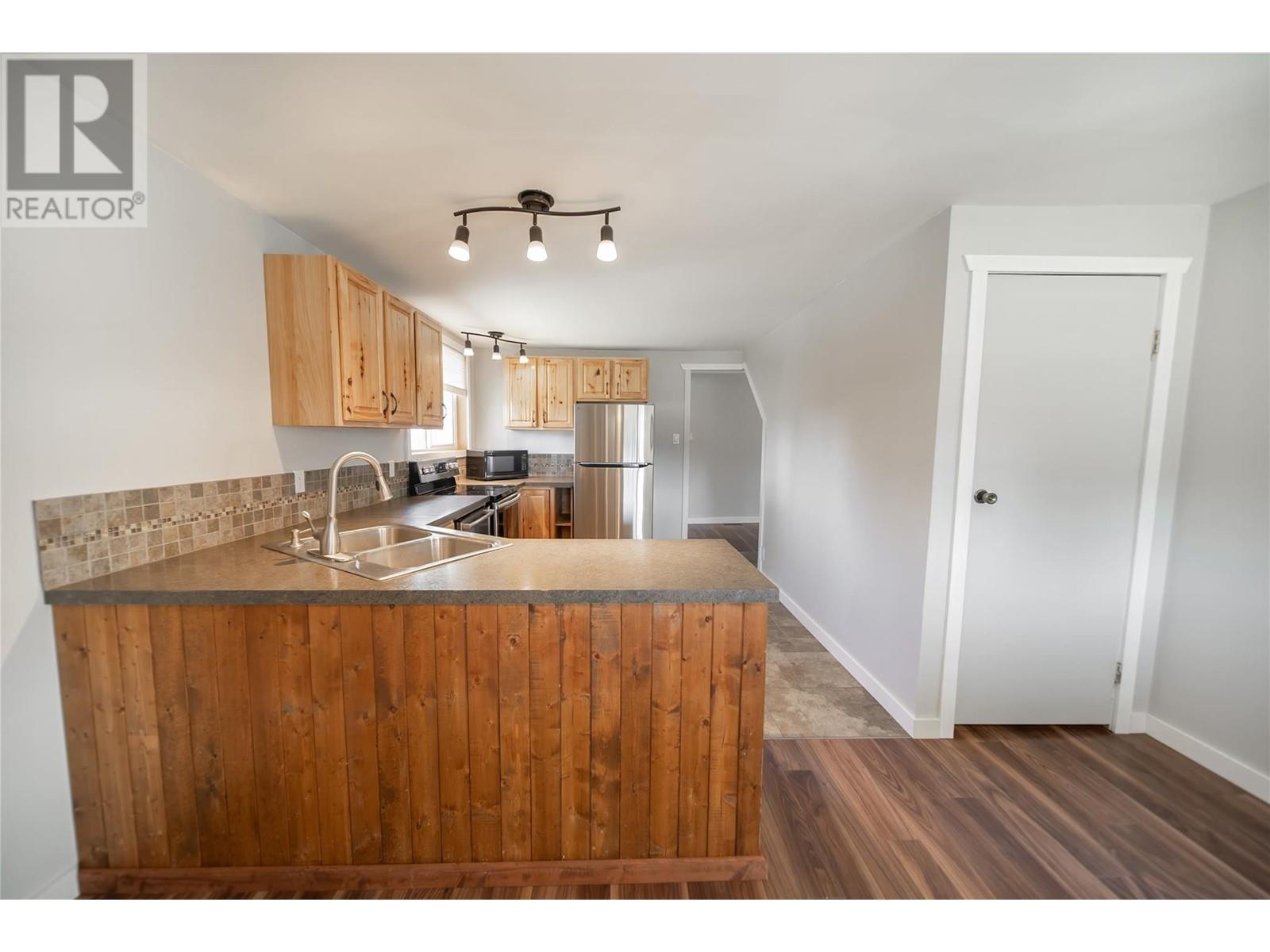 505 Chief David Road, Baynes Lake, British Columbia  V0B 1T4 - Photo 13 - 10344278