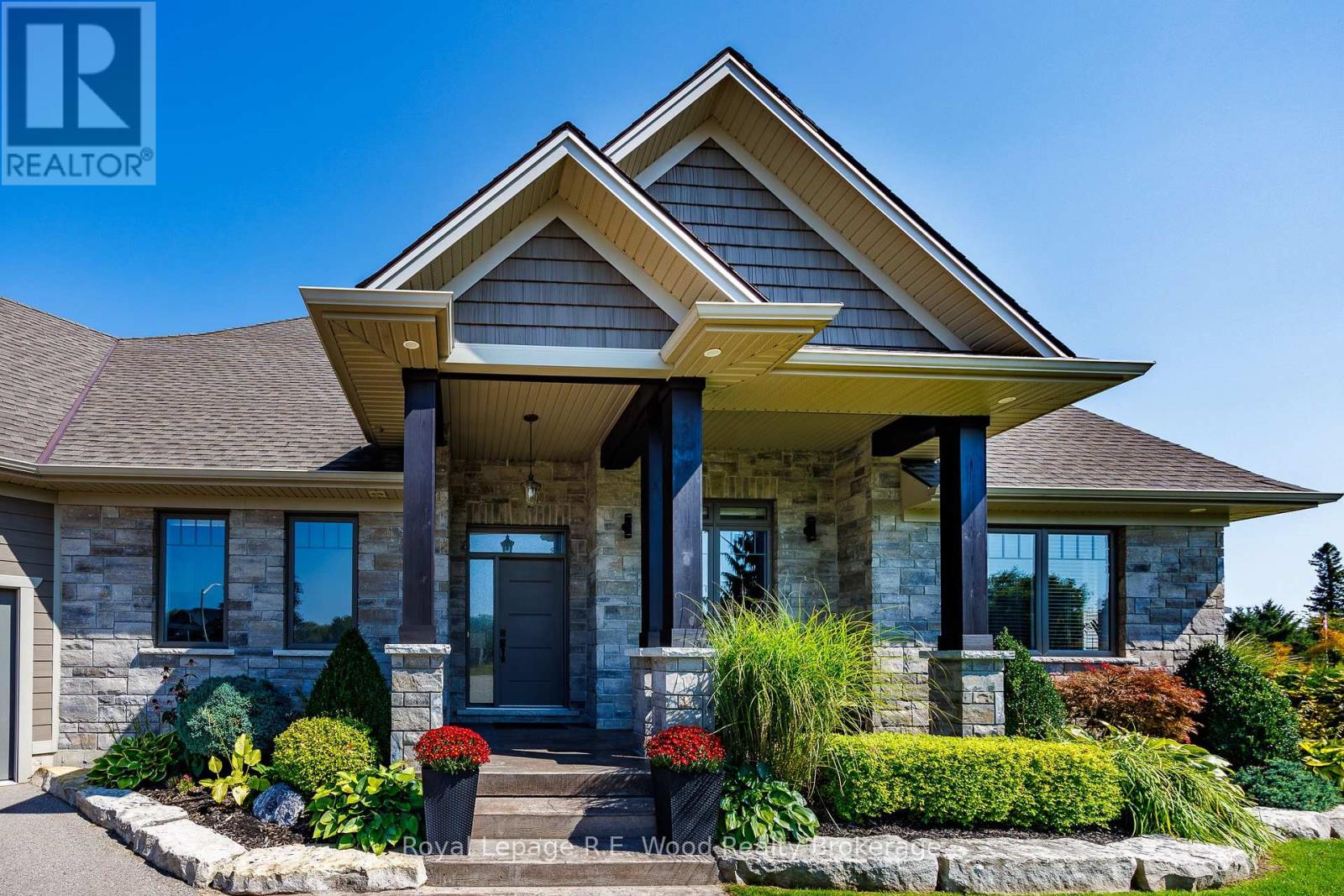26 Millcreek Court, Norfolk, Ontario  N0J 1E0 - Photo 2 - X12096631