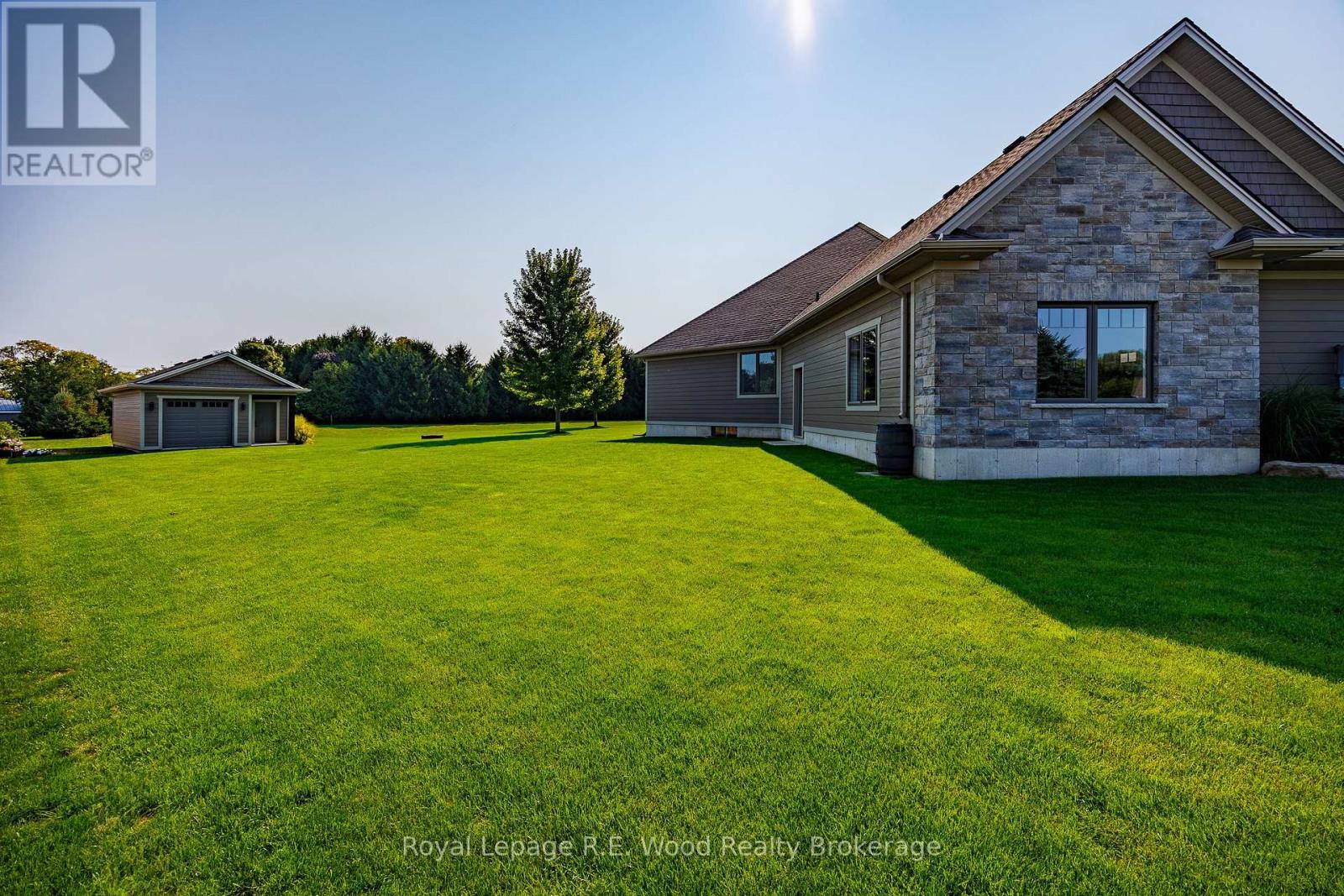26 Millcreek Court, Norfolk, Ontario  N0J 1E0 - Photo 38 - X12096631