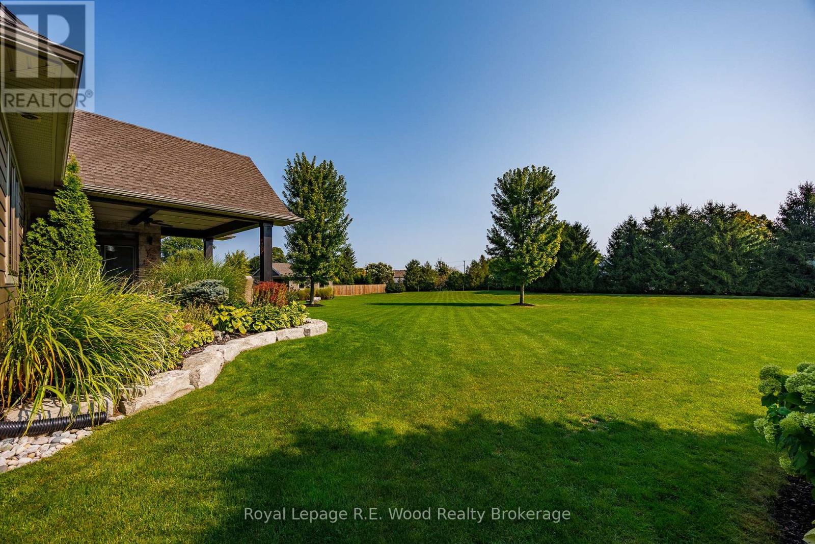 26 Millcreek Court, Norfolk, Ontario  N0J 1E0 - Photo 41 - X12096631