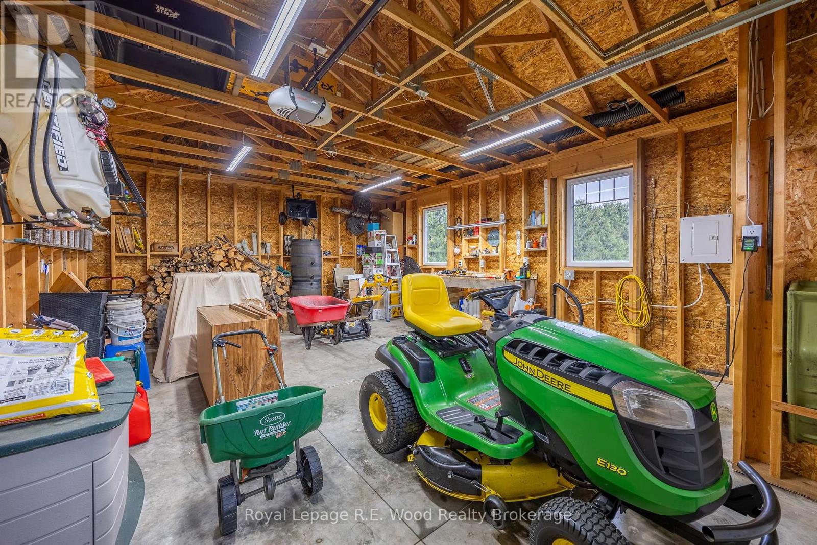 26 Millcreek Court, Norfolk, Ontario  N0J 1E0 - Photo 45 - X12096631