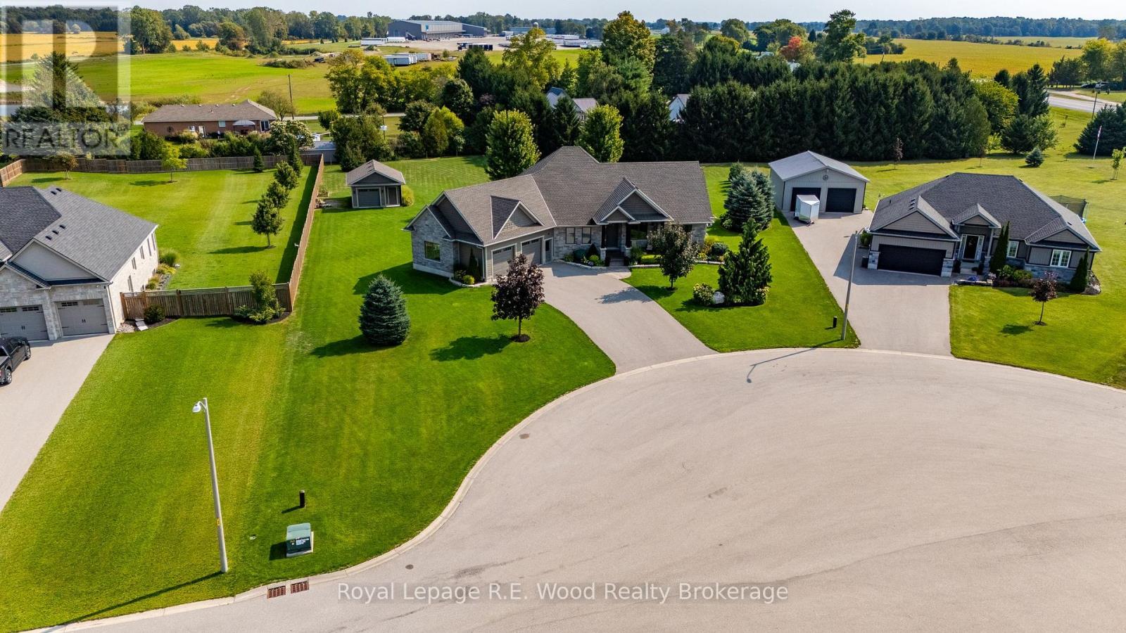 26 Millcreek Court, Norfolk, Ontario  N0J 1E0 - Photo 47 - X12096631