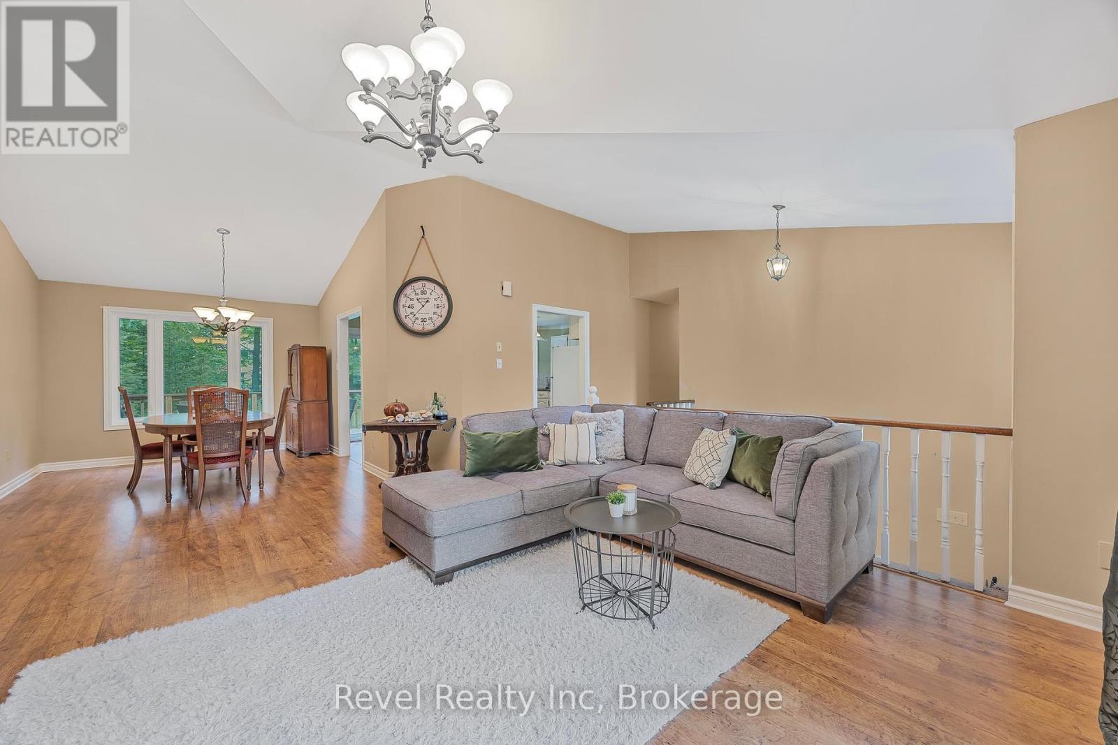 Property at 49 BIRCHWOOD TRAIL image 3