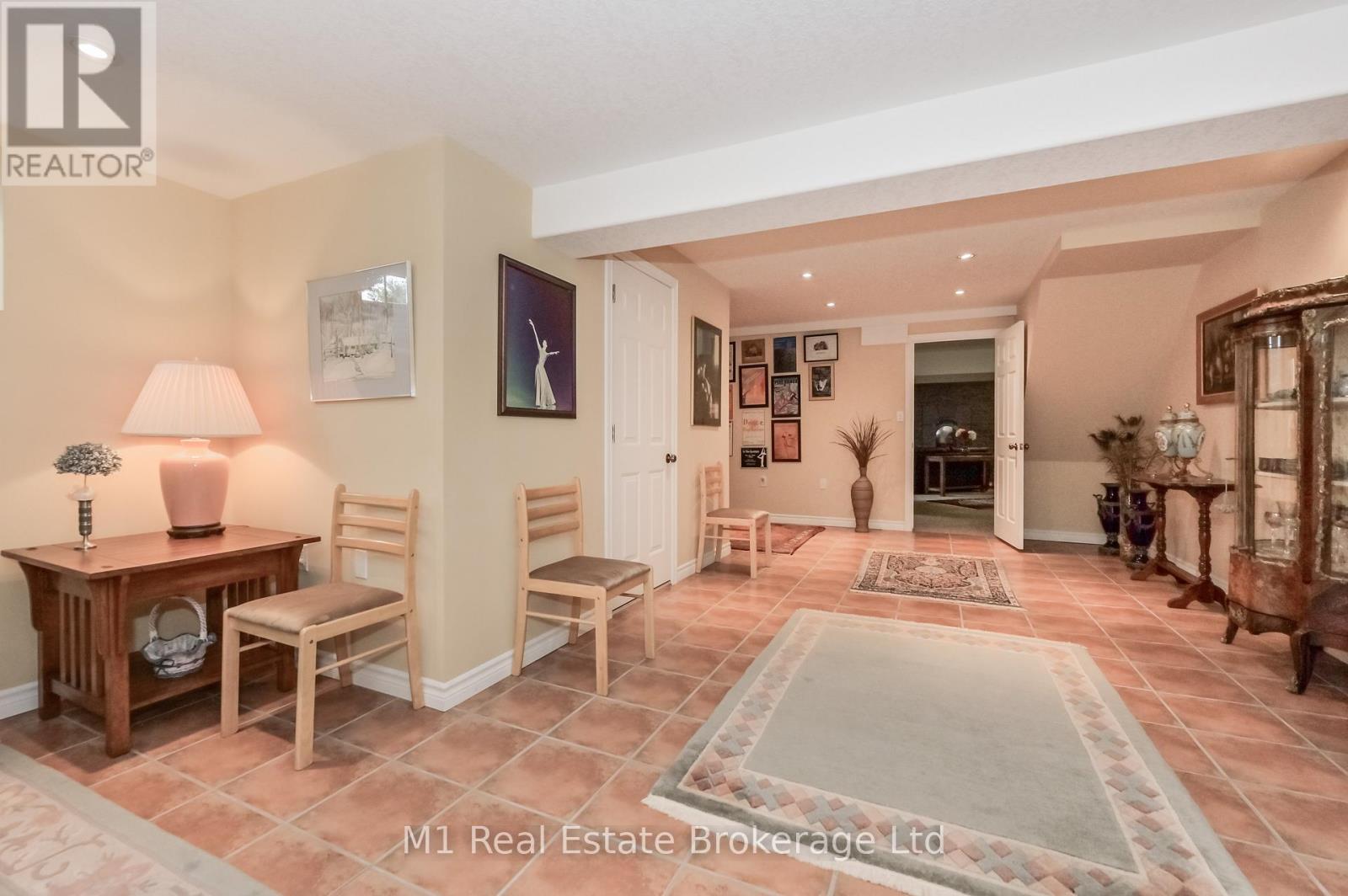 104 Keating Drive, Centre Wellington, Ontario  N0B 1S0 - Photo 30 - X12096711