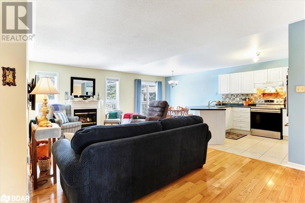 13 Masters Lane, Wasaga Beach, Ontario  L9Z 1S9 - Photo 7 - 40697304