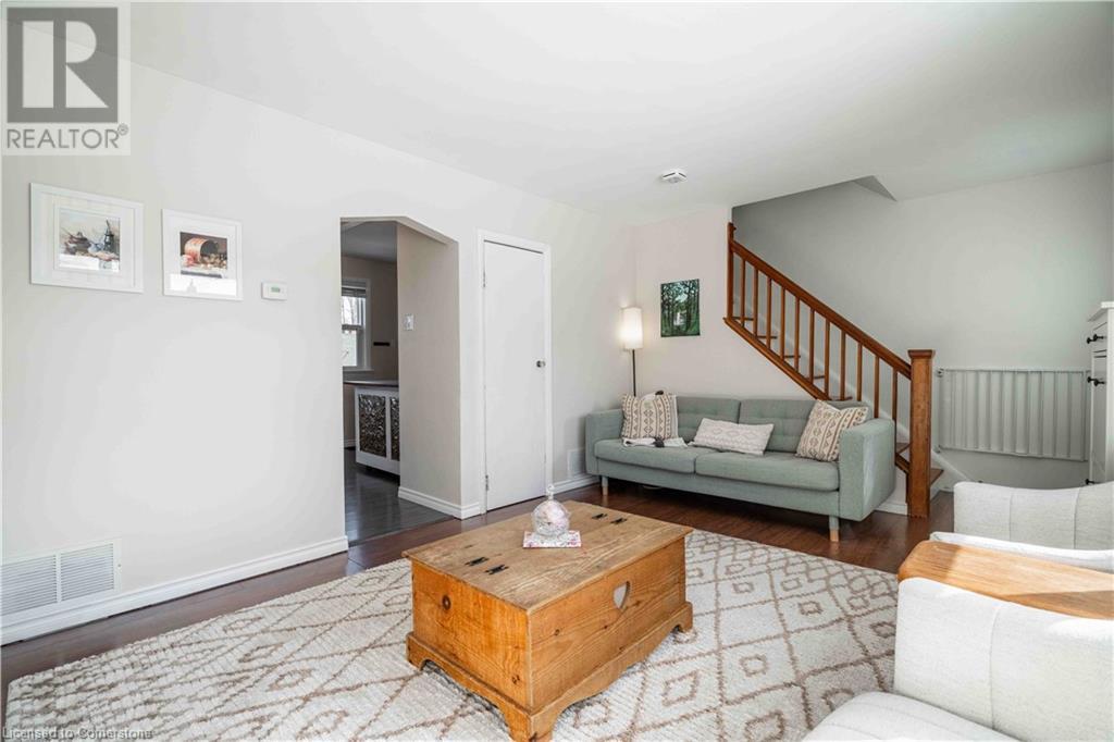 Property at 2279 KING Street E image 4