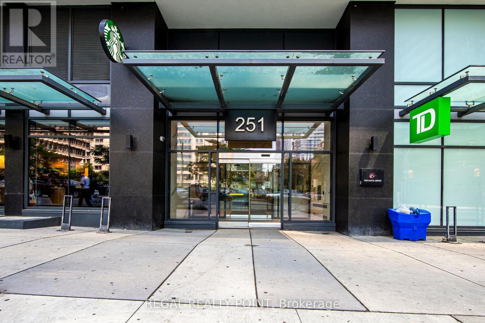 1405 - 251 Jarvis Street, Toronto, Ontario  M5B 0C3 - Photo 24 - C12093995