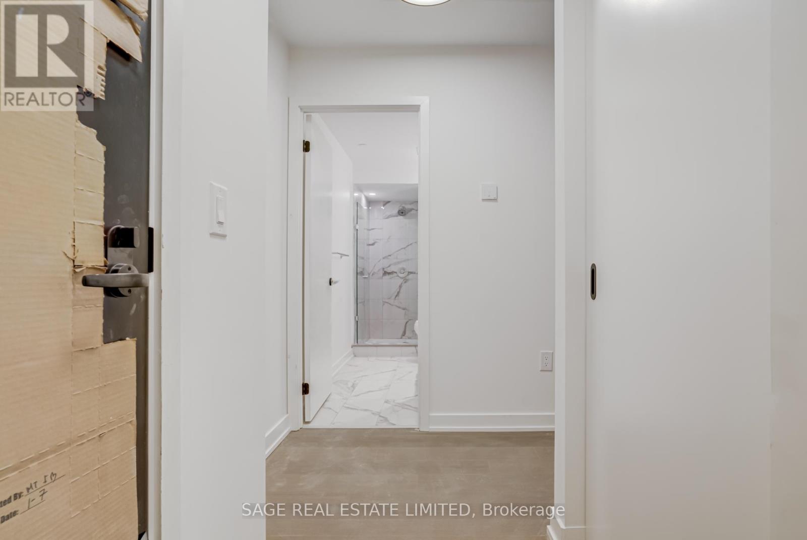 205 - 123 Portland Street, Toronto, Ontario  M5V 0V9 - Photo 16 - C12096541