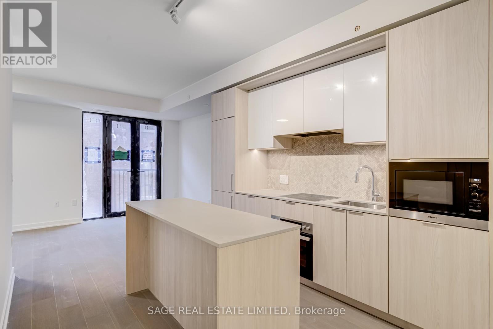 205 - 123 Portland Street, Toronto, Ontario  M5V 0V9 - Photo 19 - C12096541