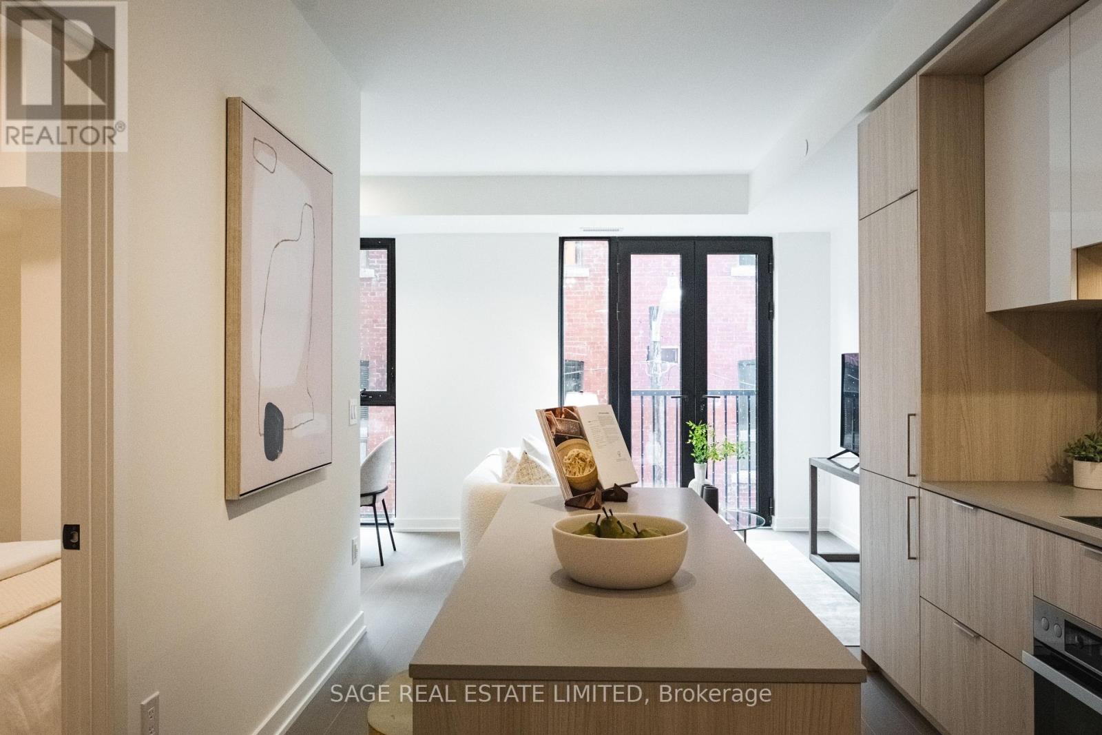 205 - 123 Portland Street, Toronto, Ontario  M5V 0V9 - Photo 6 - C12096541