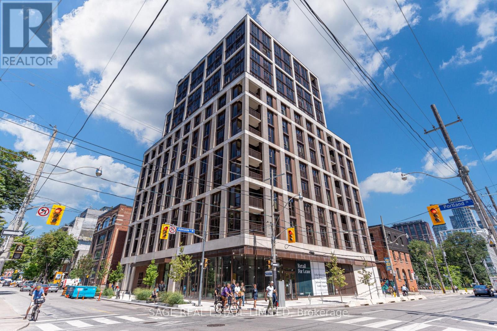 204 - 123 PORTLAND STREET, Toronto, Ontario