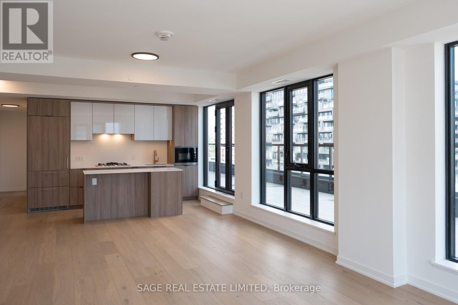 903 - 123 Portland Street, Toronto, Ontario  M5V 0V9 - Photo 10 - C12096550
