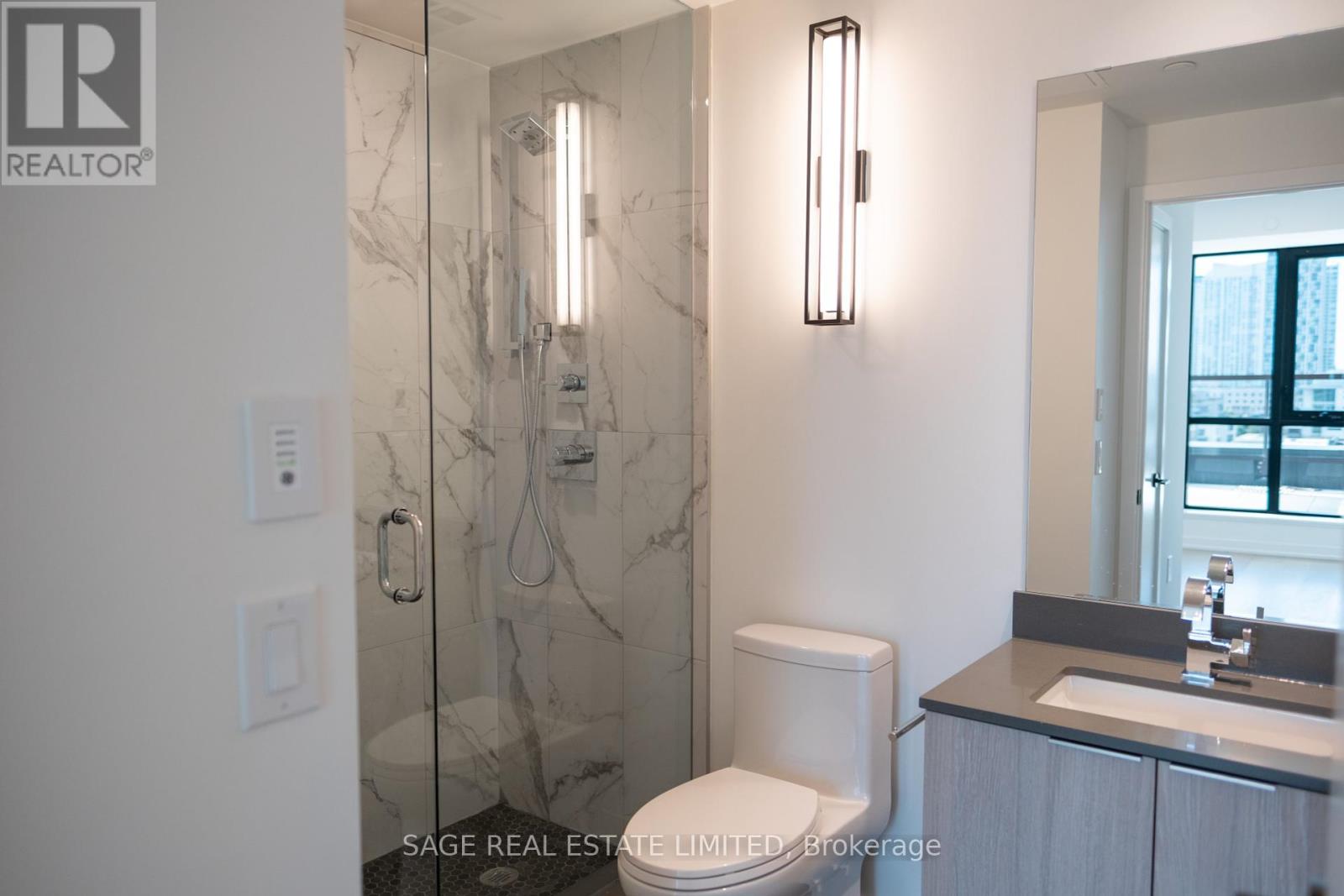 903 - 123 Portland Street, Toronto, Ontario  M5V 0V9 - Photo 15 - C12096550