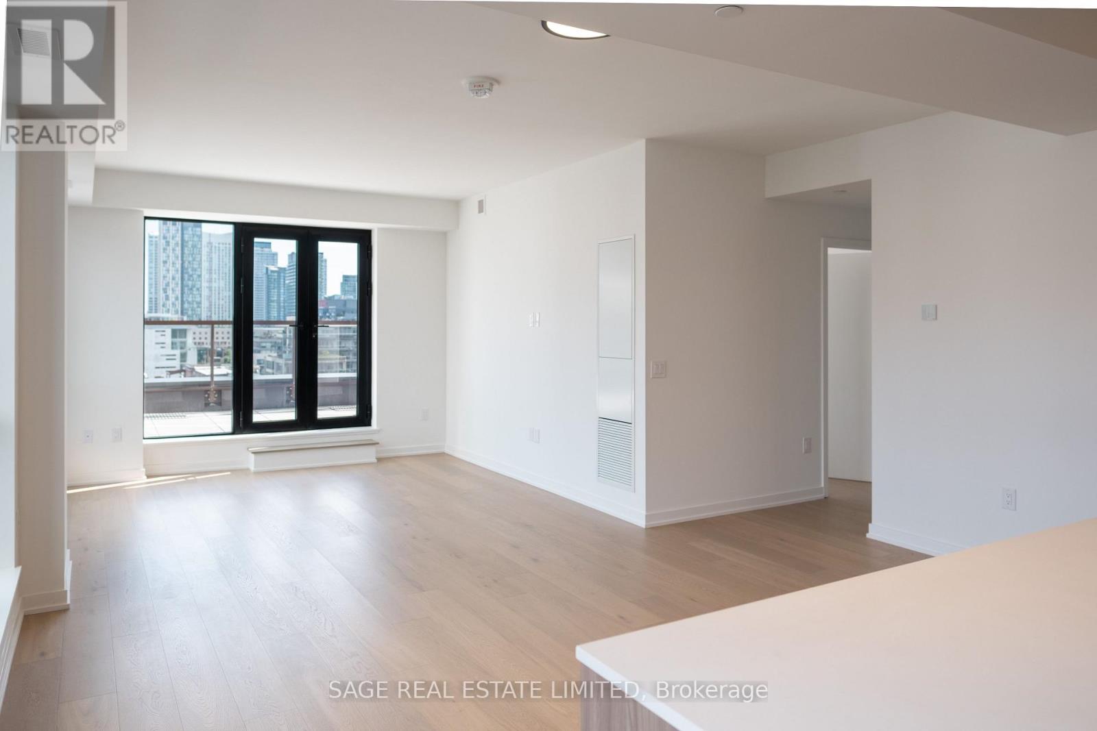 903 - 123 Portland Street, Toronto, Ontario  M5V 0V9 - Photo 7 - C12096550