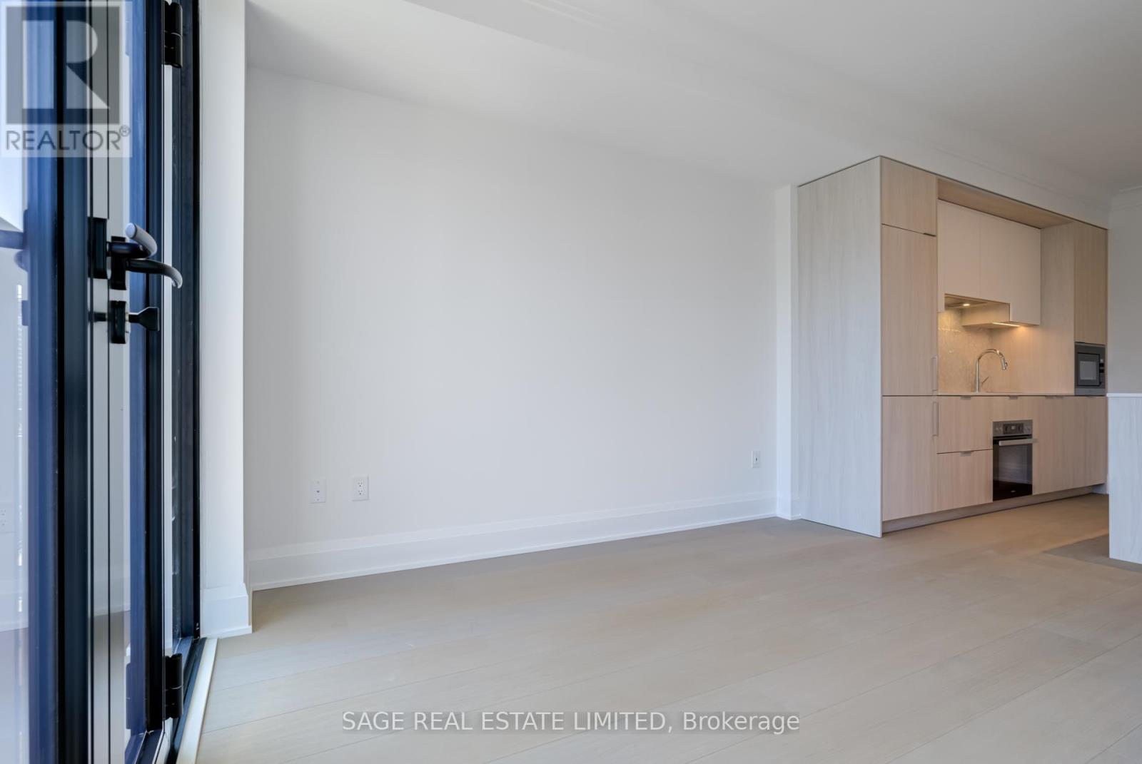 1104 - 123 Portland Street, Toronto, Ontario  M5V 0V9 - Photo 18 - C12096552