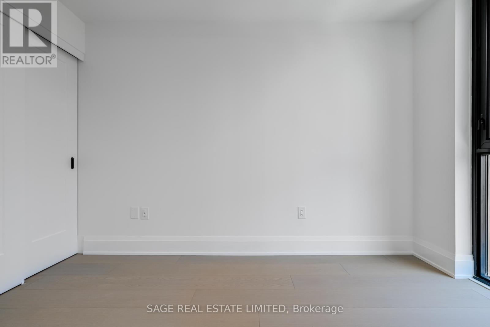 1104 - 123 Portland Street, Toronto, Ontario  M5V 0V9 - Photo 25 - C12096552