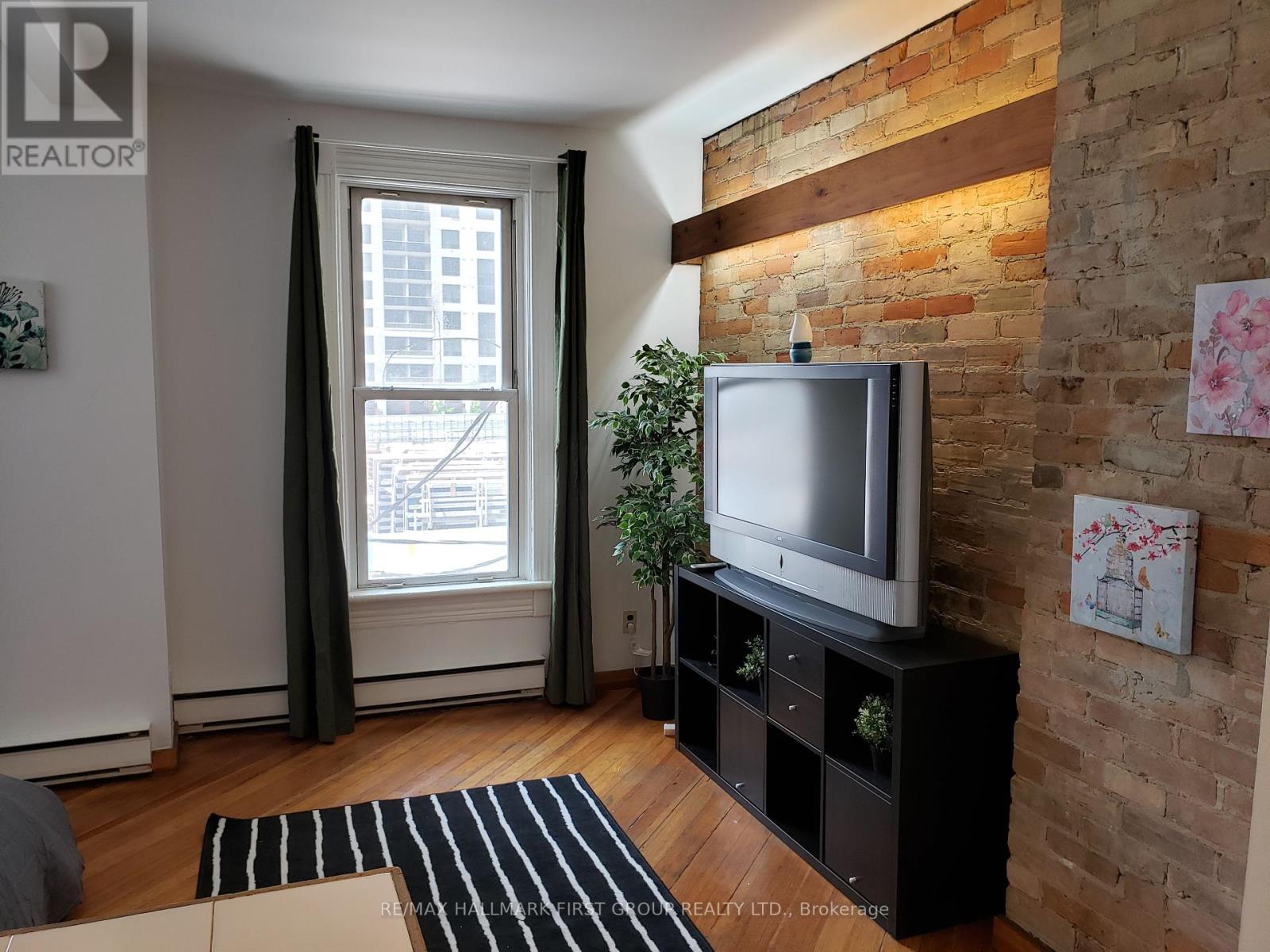 37 Mutual Street, Toronto, Ontario  M5B 2A7 - Photo 15 - C12096579