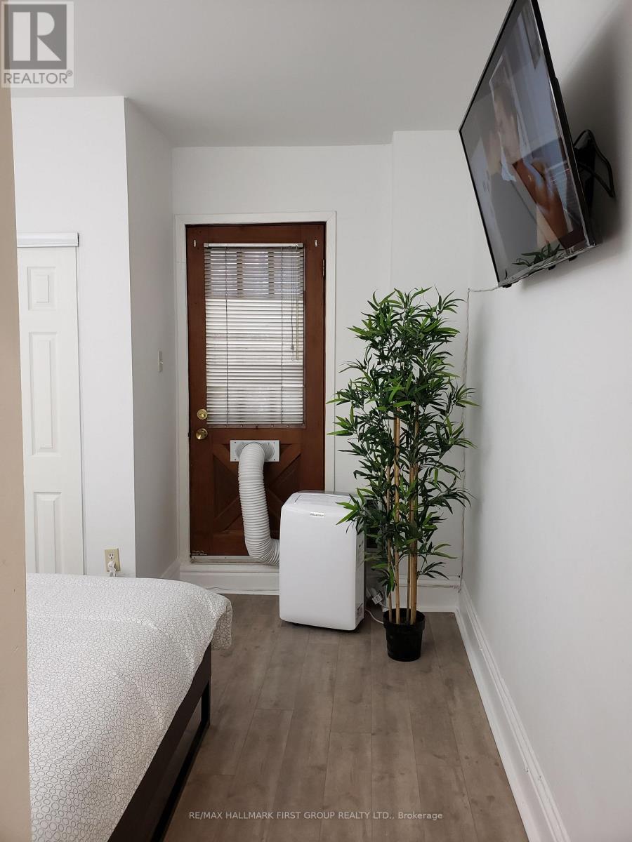 37 Mutual Street, Toronto, Ontario  M5B 2A7 - Photo 17 - C12096579