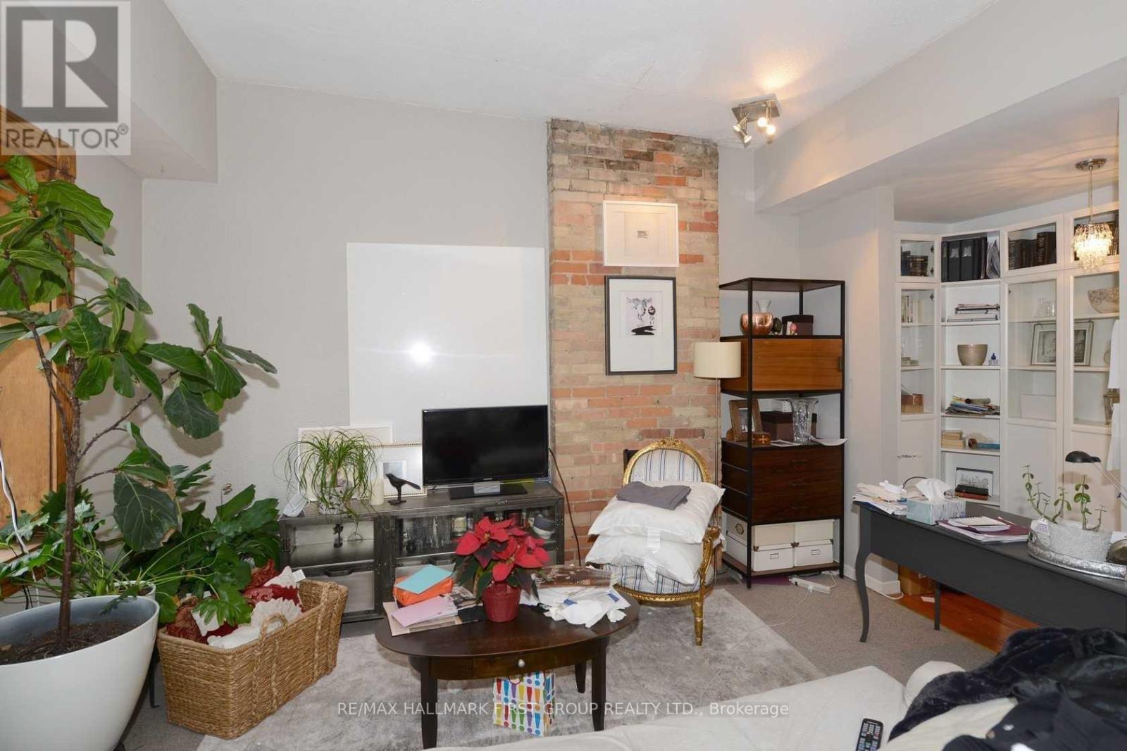 37 Mutual Street, Toronto, Ontario  M5B 2A7 - Photo 4 - C12096579