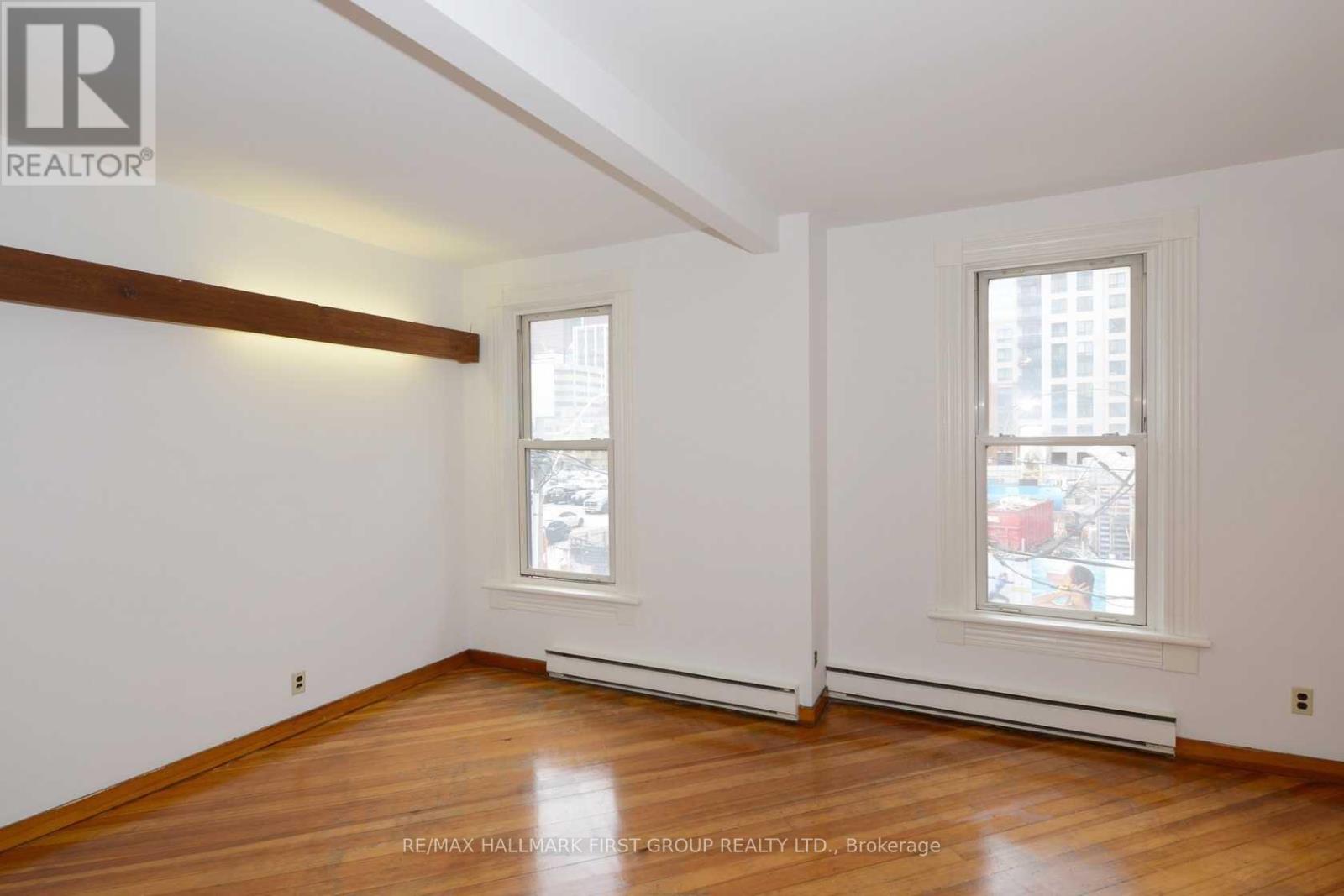 37 Mutual Street, Toronto, Ontario  M5B 2A7 - Photo 7 - C12096579