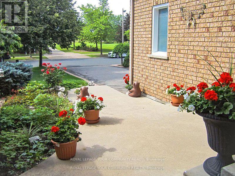 Property at 98 SYLWOOD CRESCENT image 5