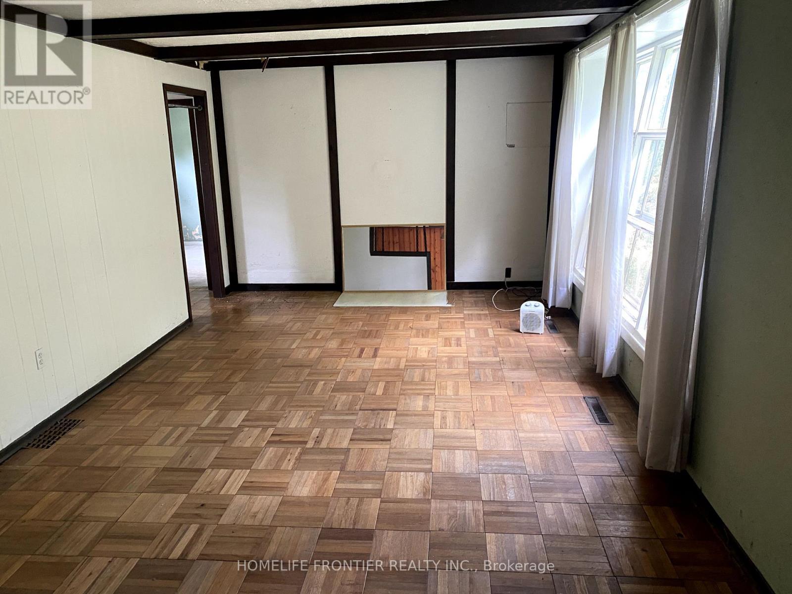 14201 Woodbine Avenue, Whitchurch-Stouffville, Ontario  L0H 1G0 - Photo 6 - N12096625