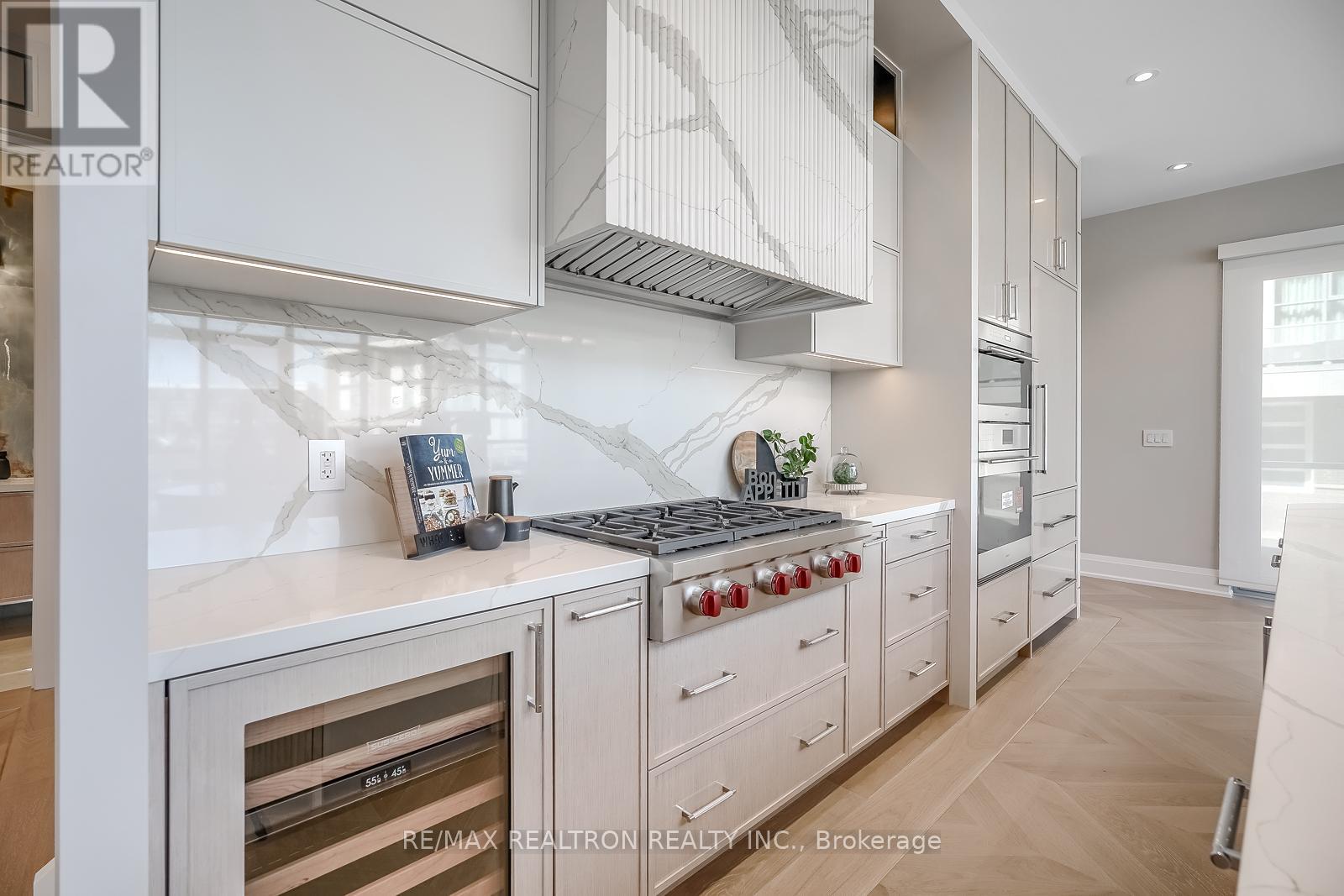 3793 Ferretti Court, Innisfil, Ontario  L9S 0N6 - Photo 20 - N12096640