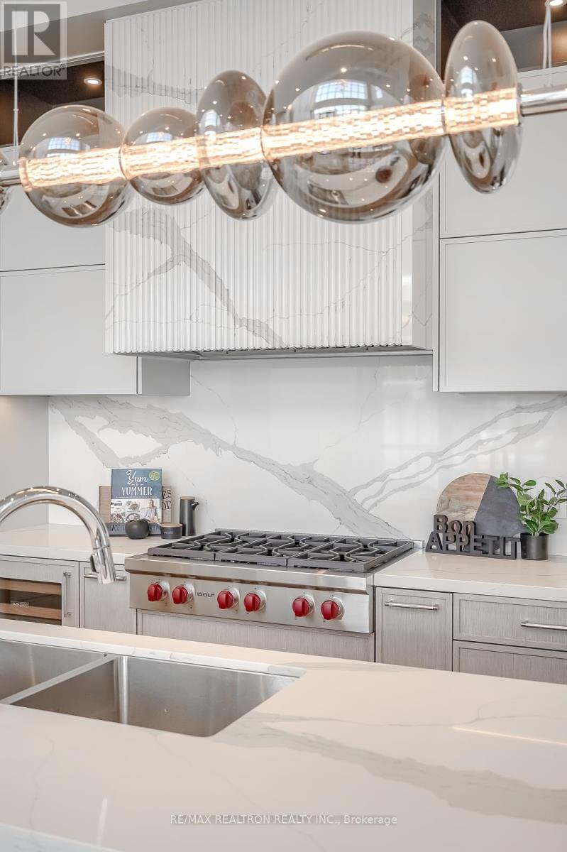 3793 Ferretti Court, Innisfil, Ontario  L9S 0N6 - Photo 21 - N12096640