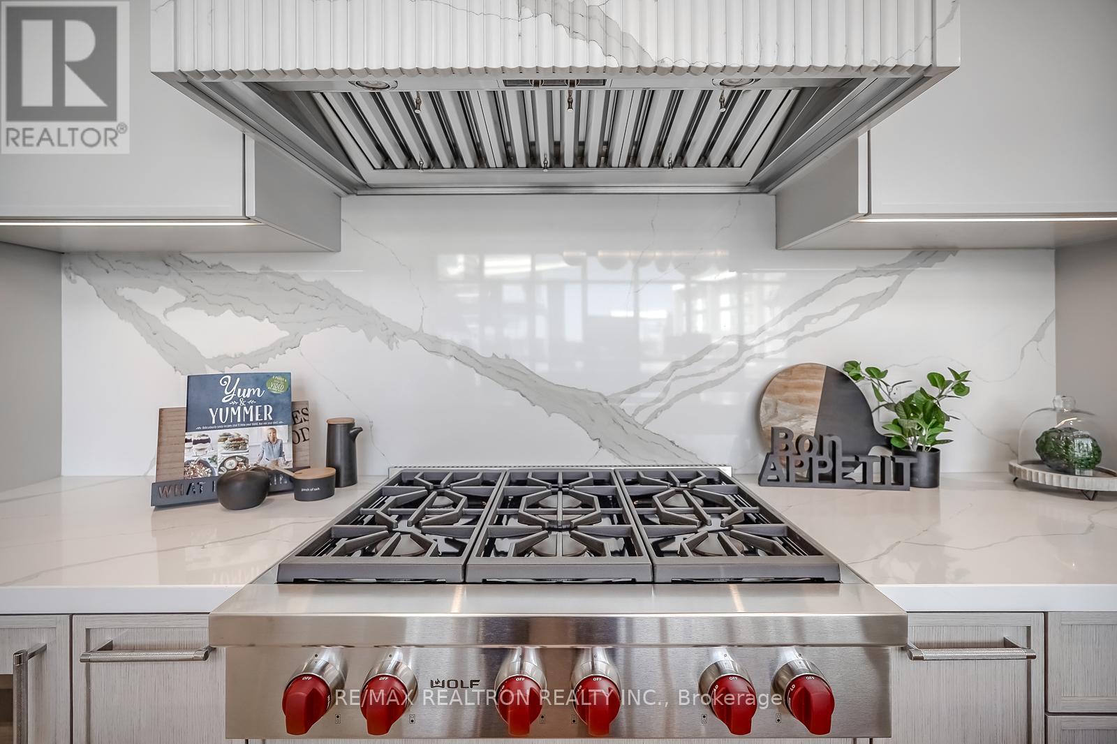 3793 Ferretti Court, Innisfil, Ontario  L9S 0N6 - Photo 22 - N12096640