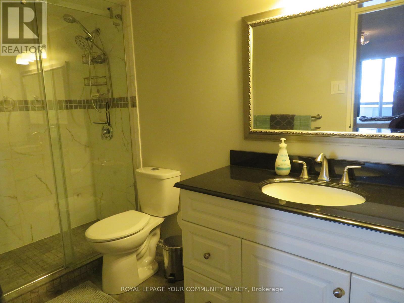 805 - 40 William Roe Boulevard, Newmarket, Ontario  L3Y 5N4 - Photo 12 - N12096661