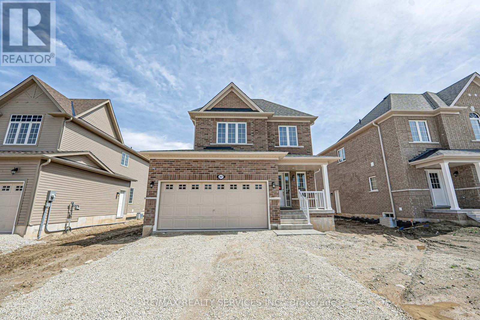 Property at 207 CUBITT STREET image 2
