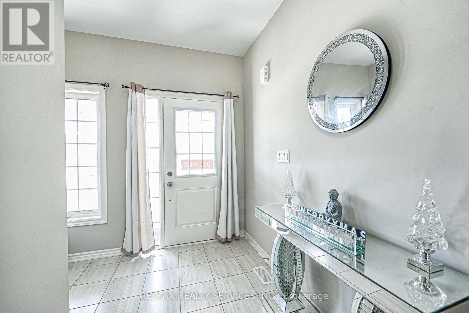 Property at 207 CUBITT STREET image 4